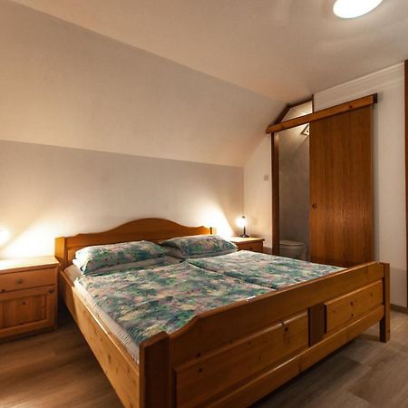 Apartment Ticar Bohinj Esterno foto