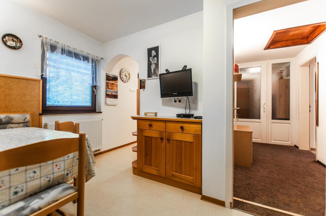 Apartment Ticar Bohinj Esterno foto