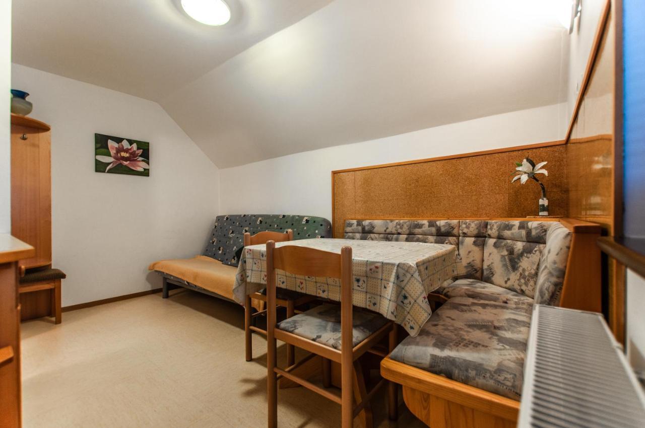 Apartment Ticar Bohinj Esterno foto