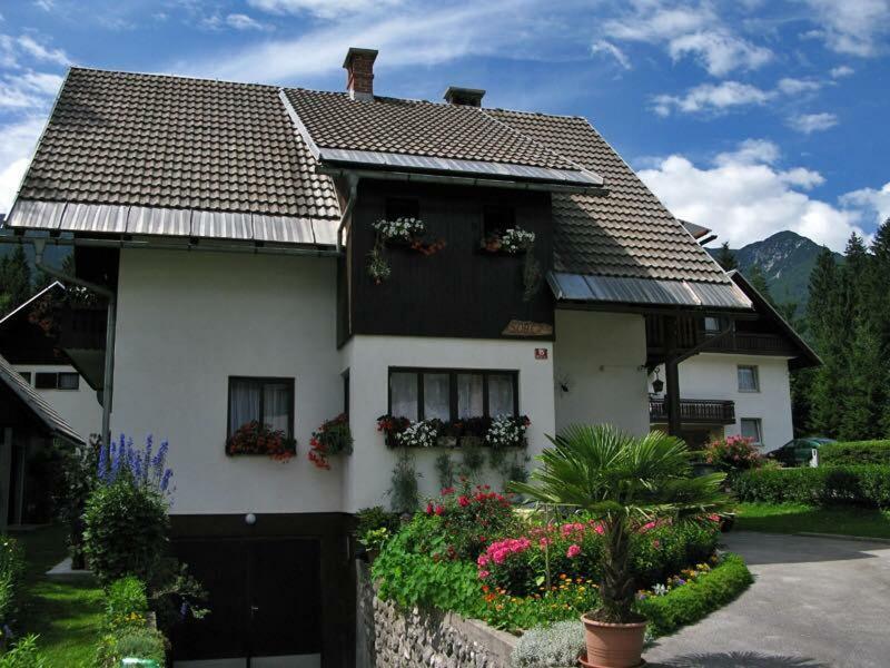 Apartment Ticar Bohinj Esterno foto